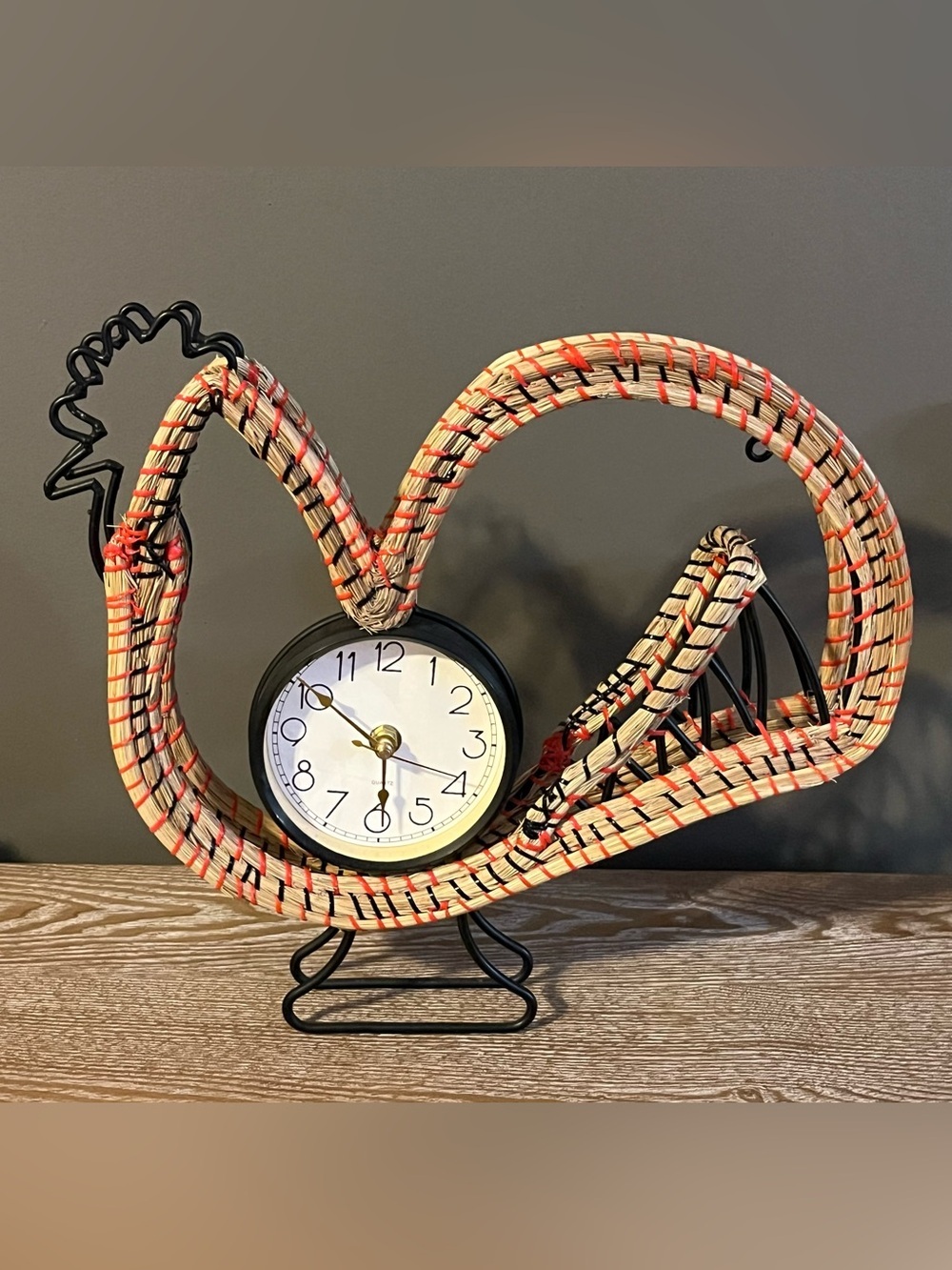Sweetgrass Rooster Clock